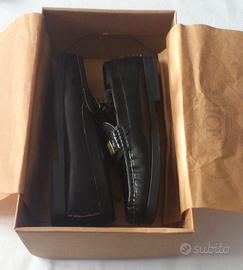 SCARPA CLASSICA FRANCESINA NUOVE NERA VERNICE n 37