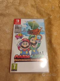 Mario e Luigi fraternauti alla carica