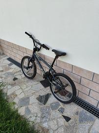 Bicicletta BMX