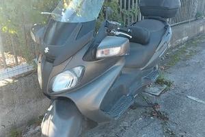 Suzuki Burgman 650 - 2005