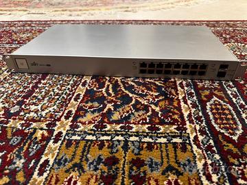 Ubiquiti Unifi US-16-150W POE switch