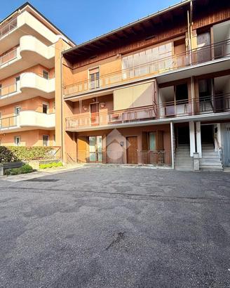 4 LOCALI A TERNO D'ISOLA