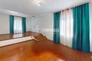 SOLUZIONE INDIPENTE CON AMPIE METRATURE E GIARDINO