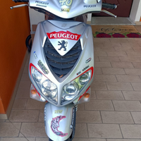 Scooter Peugeot Speed fight 2