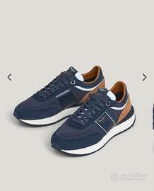 Sneakers Con Dettagli In Camoscio. Bue navy.
