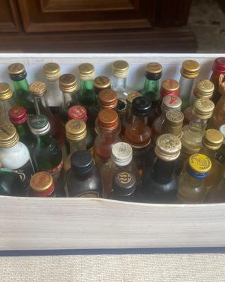 Lotto 45+  Mignon Liquori Vintage da Collezione