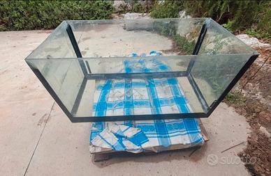 Acquario 250 Litri da Ripristinare