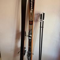 Sci, bastoncini e scarponi