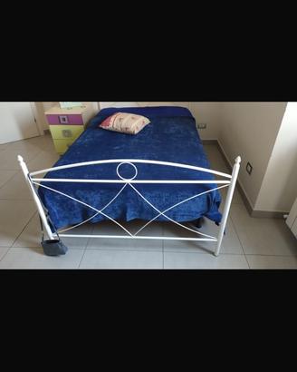 Letto una piazza e mezza