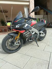 Aprilia tuono factory