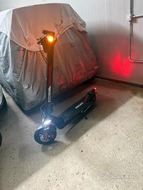 Monopattino elettrico ducati