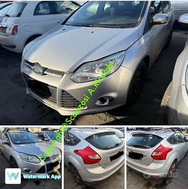 Ford Focus anno 2011 per ricambi Fi