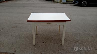 Tavolo vintage 