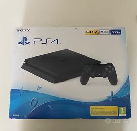 Playstation 4 500 GB versione slim + controller