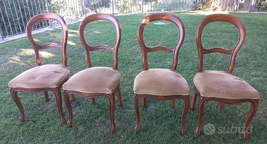 4 Sedie Classiche in Legno Imbottite