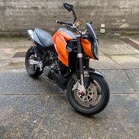 Ktm 990 Superduke “ Ignoranza Austriaca “