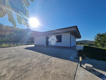 VILLA SINGOLA A CELLINO ATTANASIO