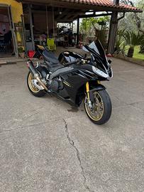 Aprilia Rsv4 factory