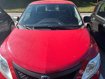 YPSILON 1.0 FIREFLY 5 PORTE S&S  HYBRID ECOCHIC SI