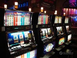 Bar con slot 38 mila aggi gratta e vinci - slot