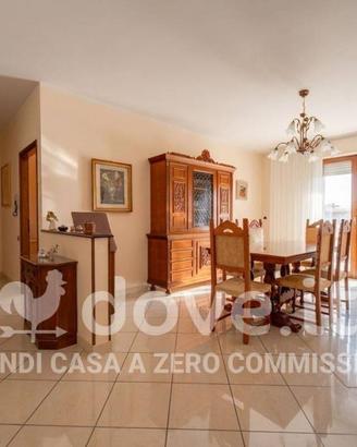 Appartamento di 136 m² con 4 locali e box auto a P