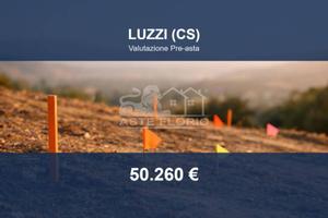 Immobile in asta di 3770 m² a Luzzi