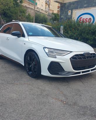 Audi A3 SPB 35 TFSI S tronic line edition