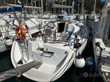 Barca a Vela  Beneteau Oceanis 331 Natante