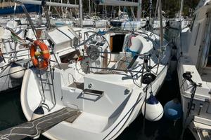 Barca a Vela  Beneteau Oceanis 331 Natante