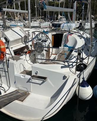 Barca a Vela  Beneteau Oceanis 331 Natante