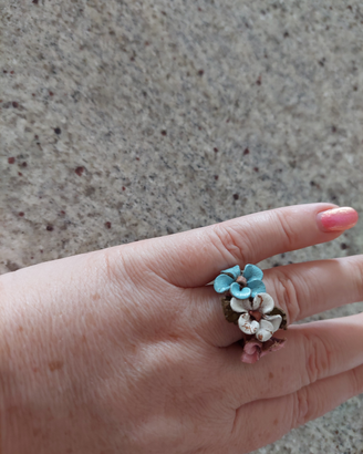 Anello fiori pelle