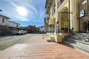 Alpignano centro ,graziosa e luminosa soluzione al