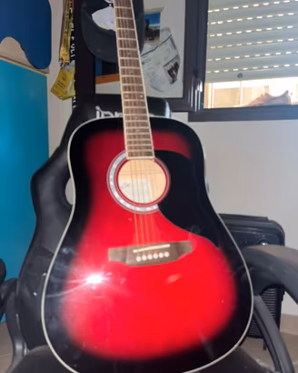 chitarra acustica eko