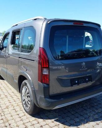 PEUGEOT Rifter BlueHDi 100 S&S Allure