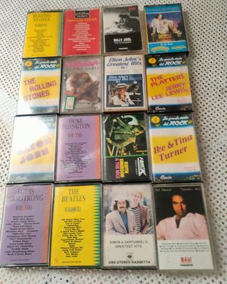 16 audio cassette cantanti e brani in foto 