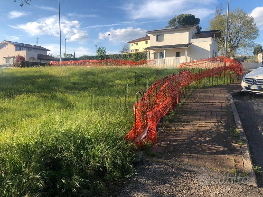 Terreno di 308 m² a Città di Castello - Vista 5