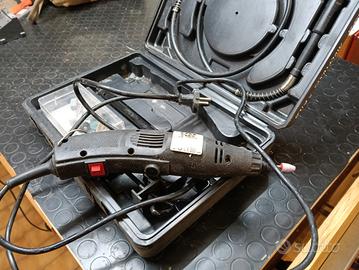mini trapano rotativo di tipo Dremel, spesso utili