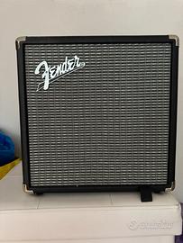 Amplificatore per basso Fender Rumble 15