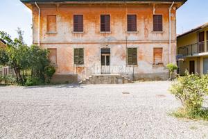 Villa a Fara Gera d'Adda Via Andrea Ponti 8 locali