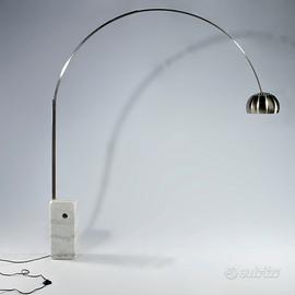 Lampada ad Arco