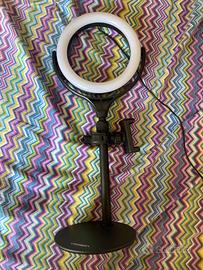 Ring light