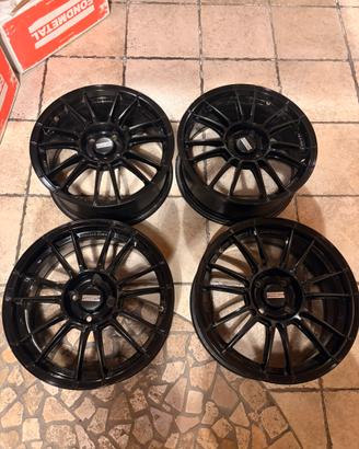 4 cerchi in lega Fondmetal 4RR 17” 4x108