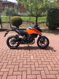 KTM DUKE 125
