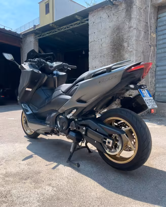 Tmax 560 tech Max