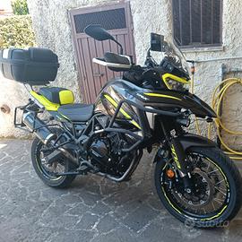 Benelli trk 702x