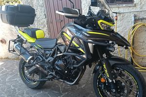 Benelli trk 702x