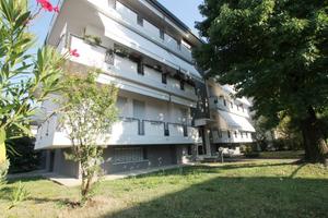Appartamento di 144 m² con 4 locali e box auto a P