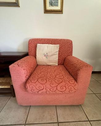 Coppia di poltrone in tessuto rosso