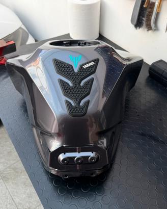 Serbatoio Yamaha MT09