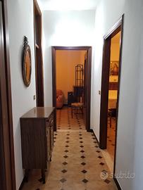 Appartamento luminoso e arredato con box auto